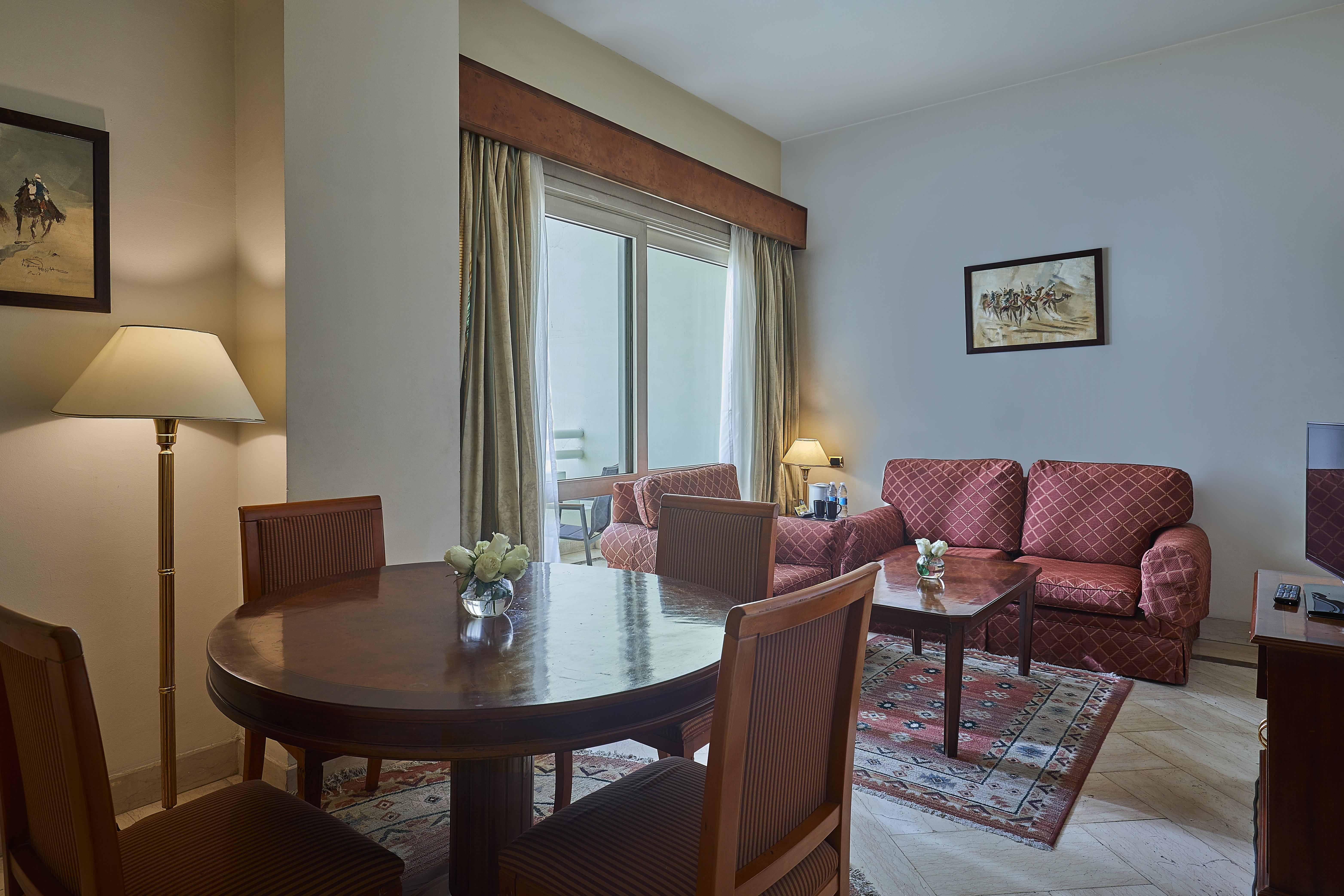 Triumph Plaza Il Cairo