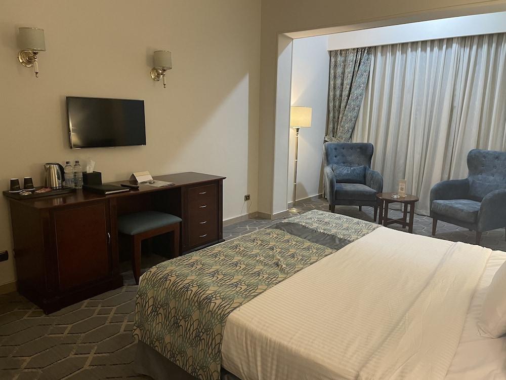 Triumph Plaza Il Cairo